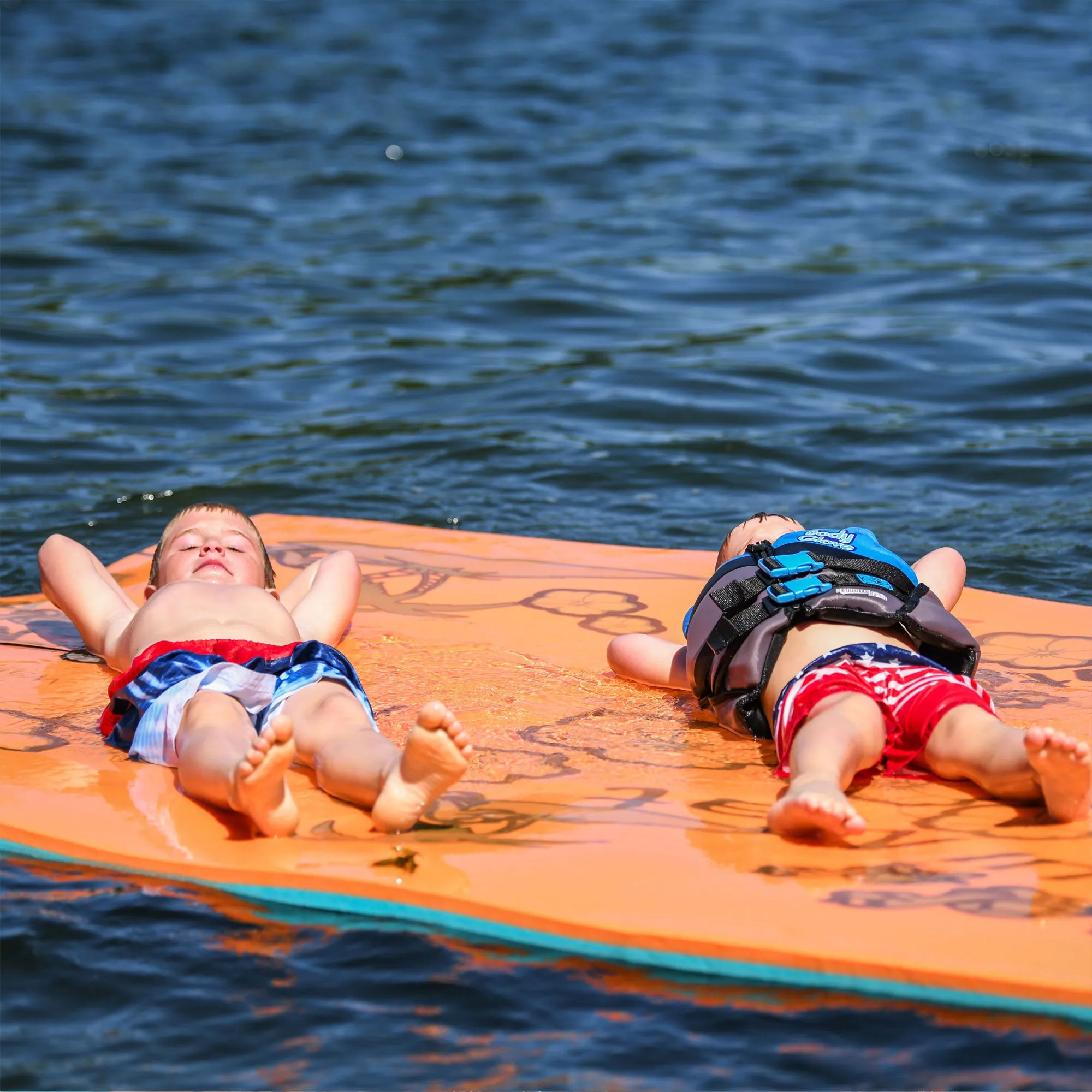 Aqua Lily Pad 20 Ft Maui Water Playground Floating Foam Island Mat & Storage Bag