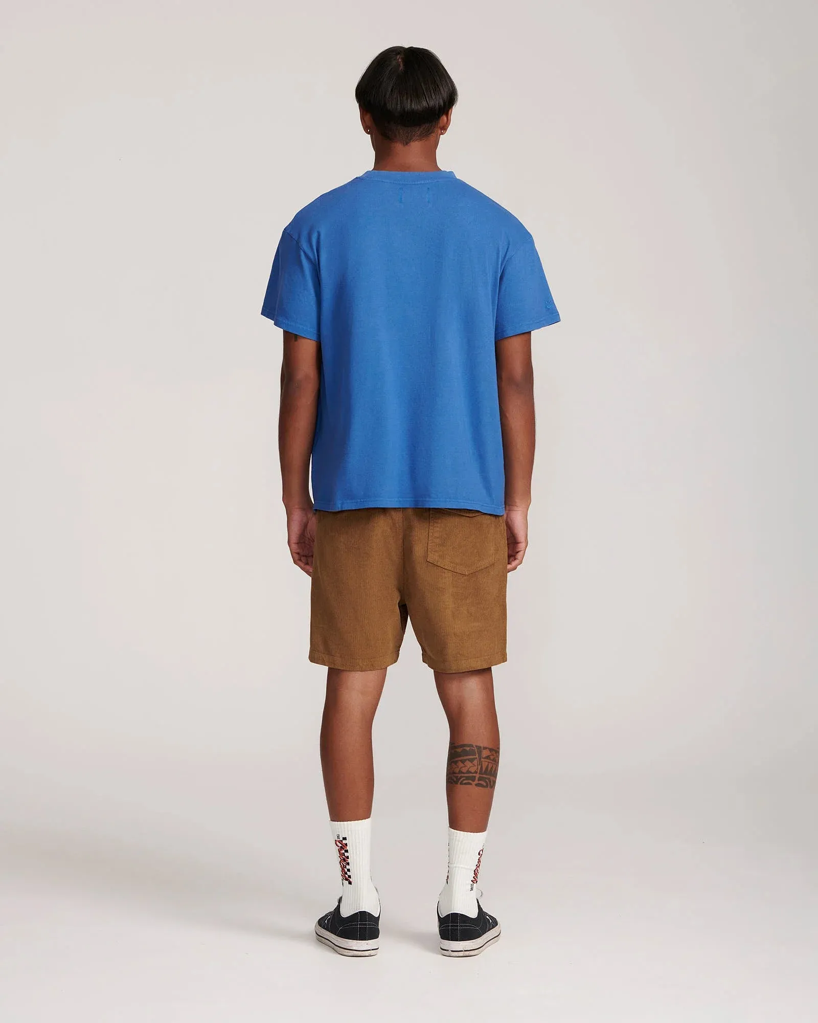 Sure! Heres an optimized product title with descriptive modifiers:

Calen Cobalt Blue Placement Tee for Men - Stylish Graphic T-Shirt