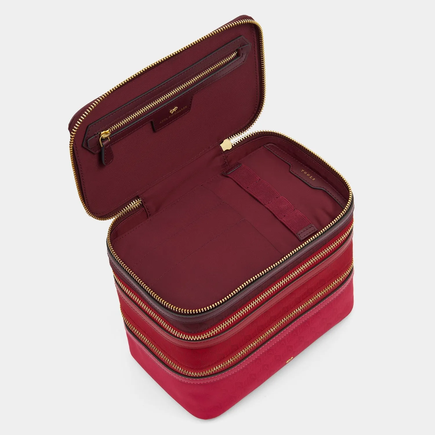 Logo Travel Kit