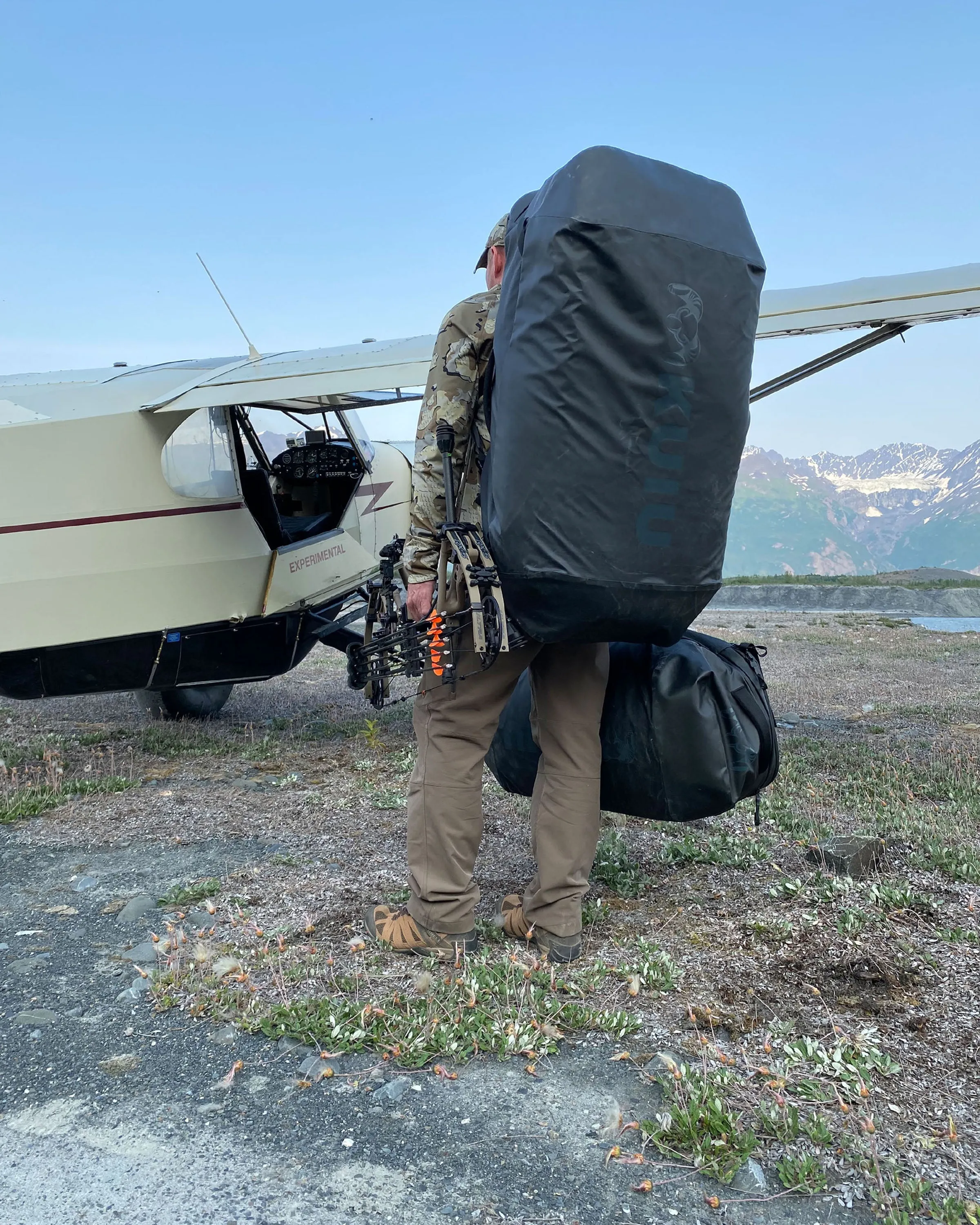 Waypoint 10400 Duffel Bag | Versatile and Durable Travel Companion