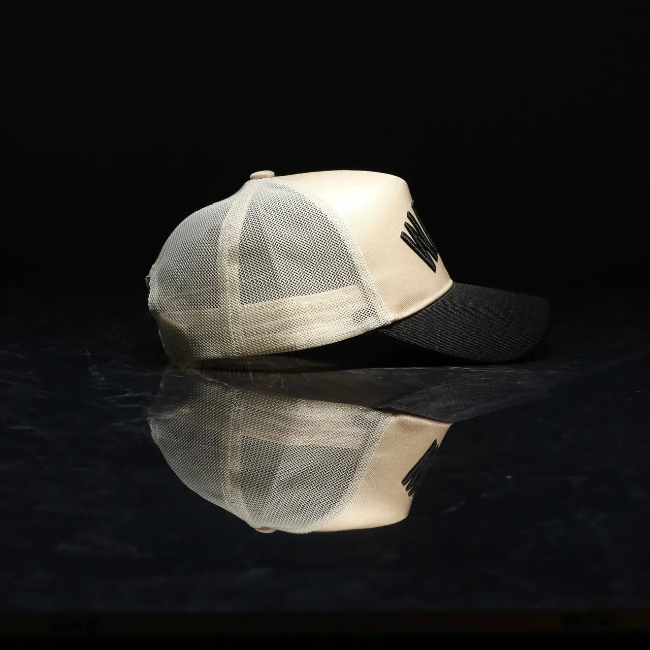 Trucker Hat WFPK Neutral
