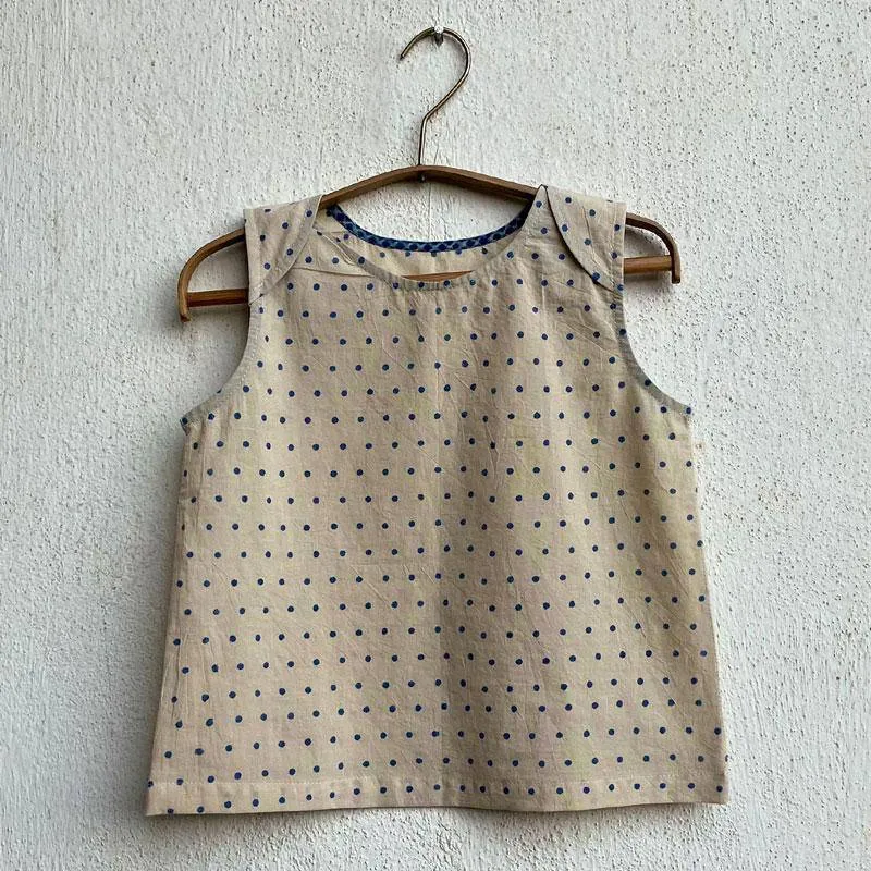Zoo Jhabla Bag with Indigo Raidana Pants